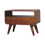 Minoa – Meuble TV compact en bois massif châtaigne